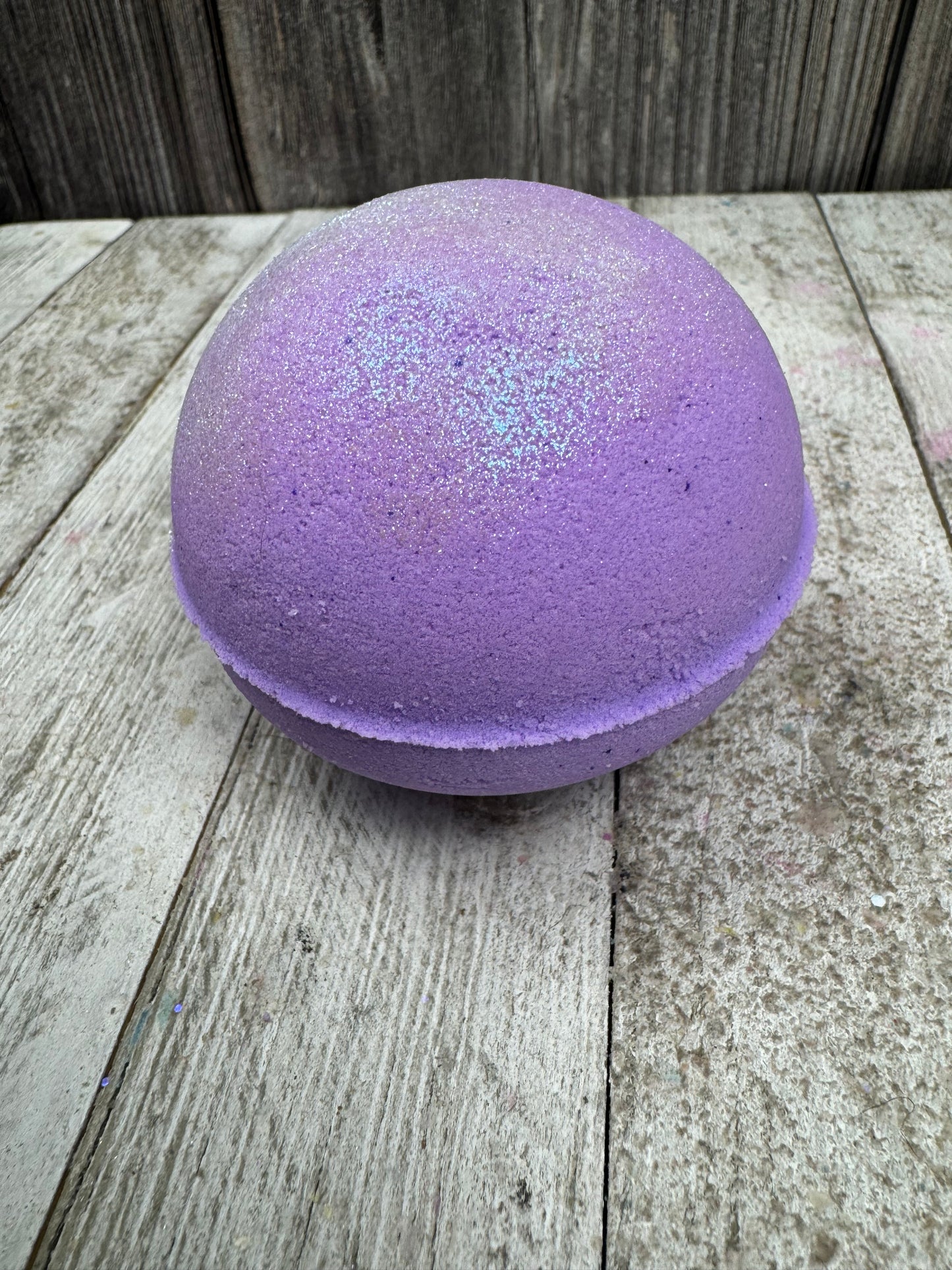 Lilac Bath Bomb