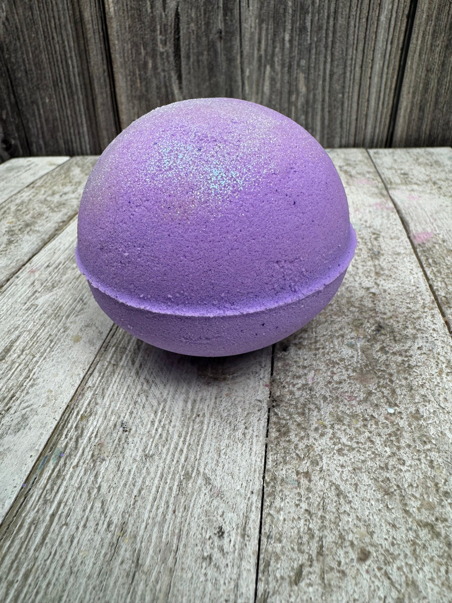 Lilac Bath Bomb