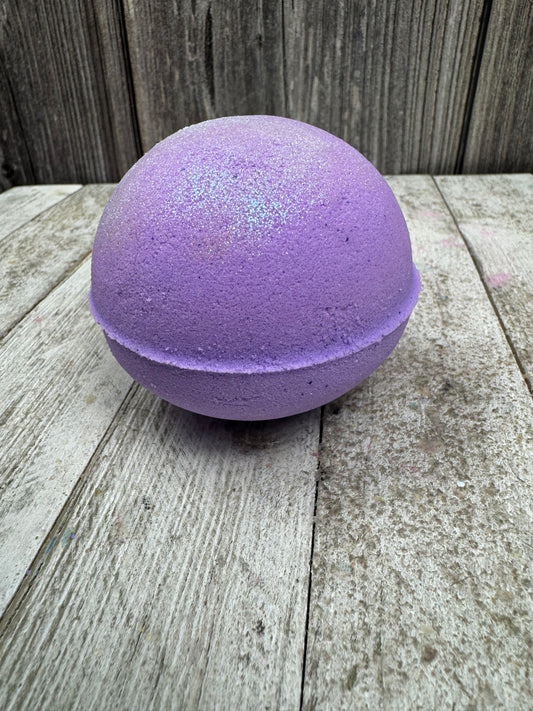 Lilac Bath Bomb