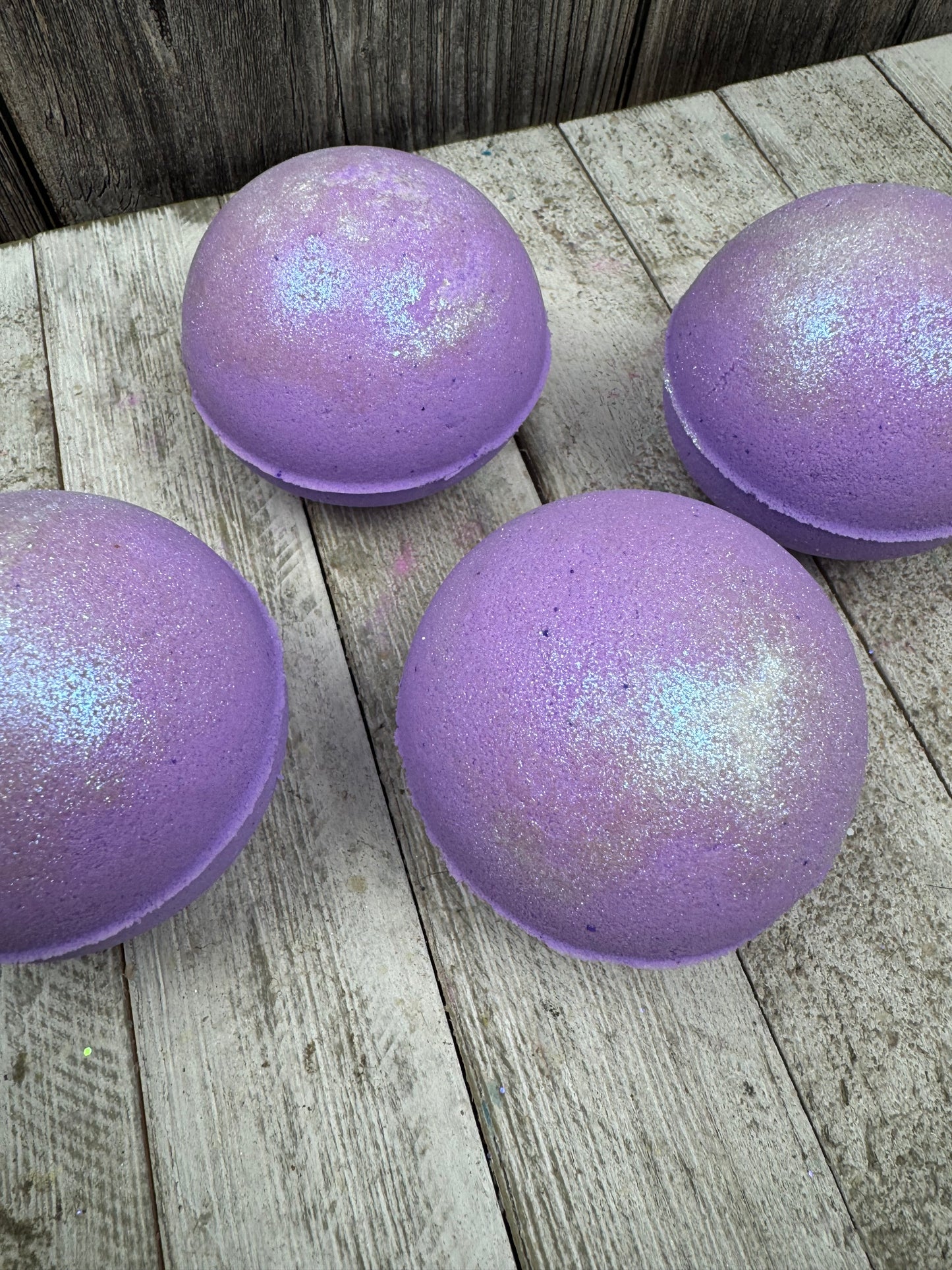 Lilac Bath Bomb