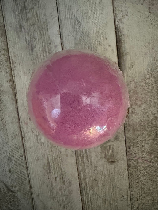 Bubble Gum Bath Bomb