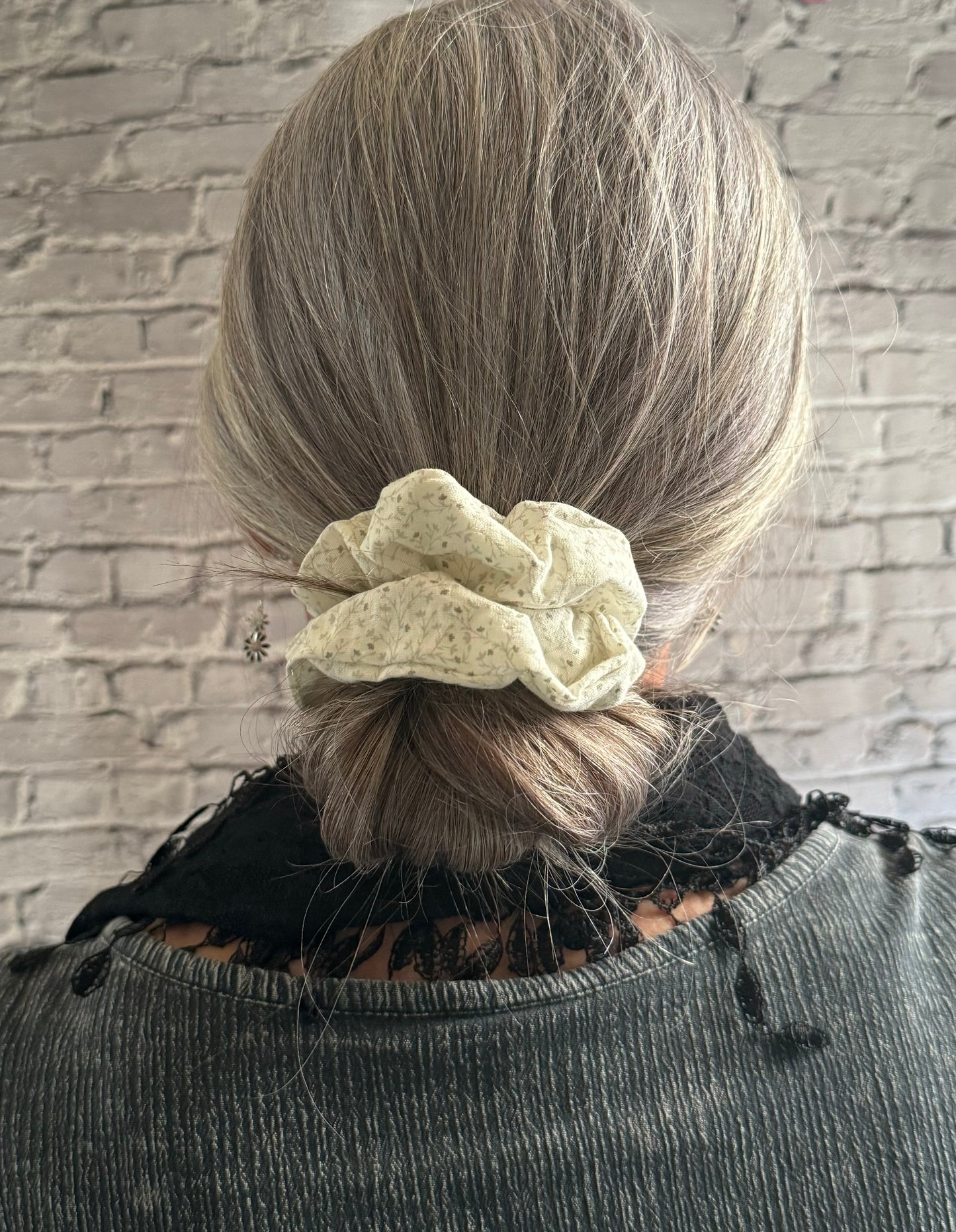 Regular Size Scrunchies/for her/gift for her/scrunchie