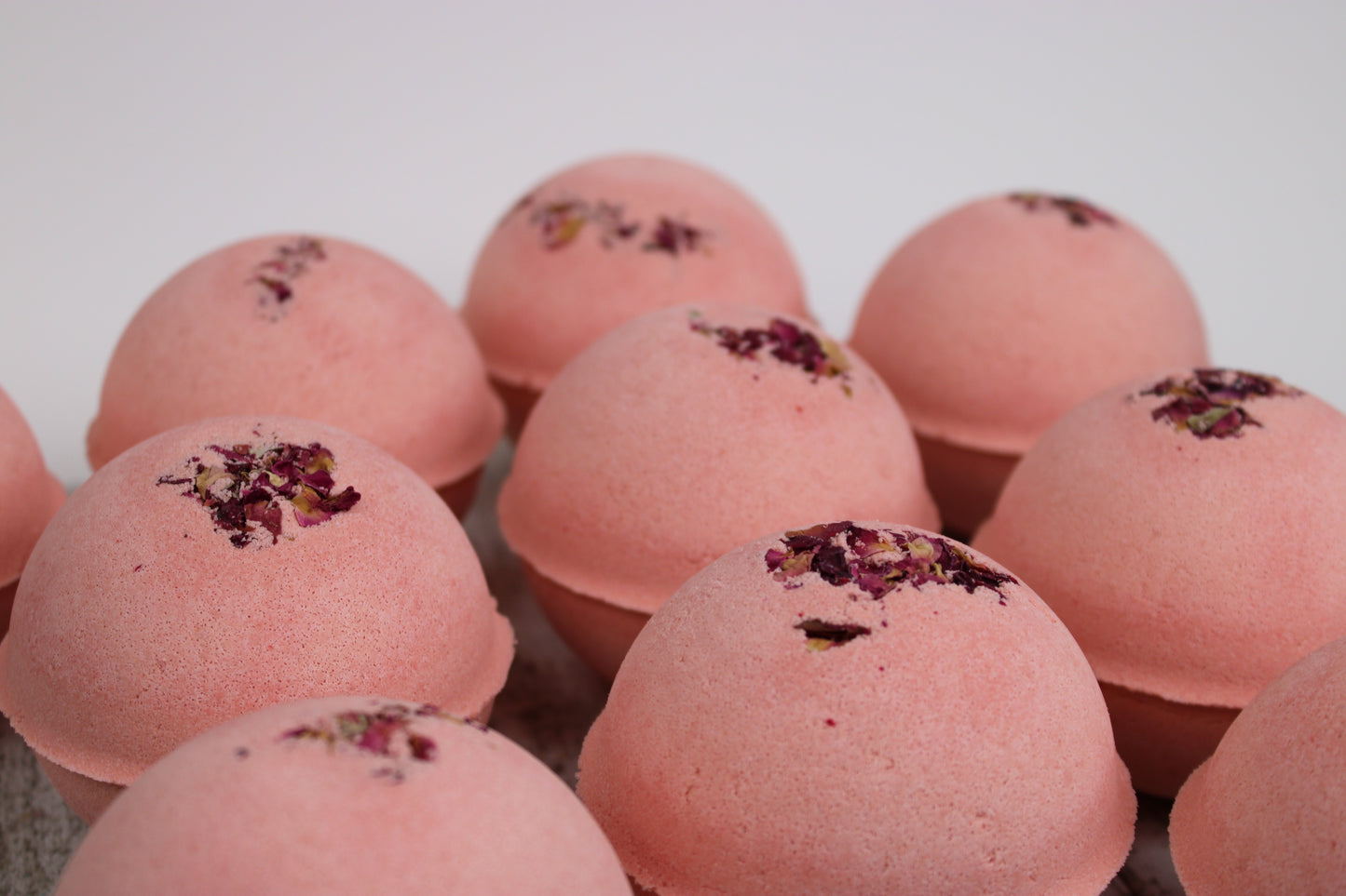 Rose Gold Bath Bomb with rose botanicals