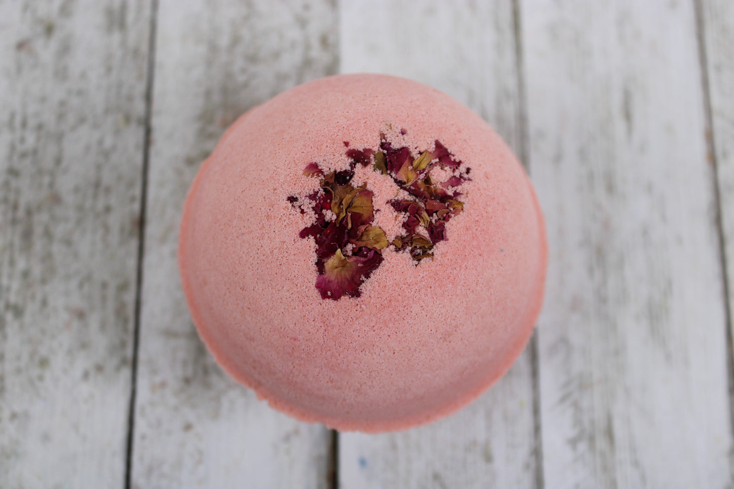 Rose Gold Bath Bomb with rose botanicals