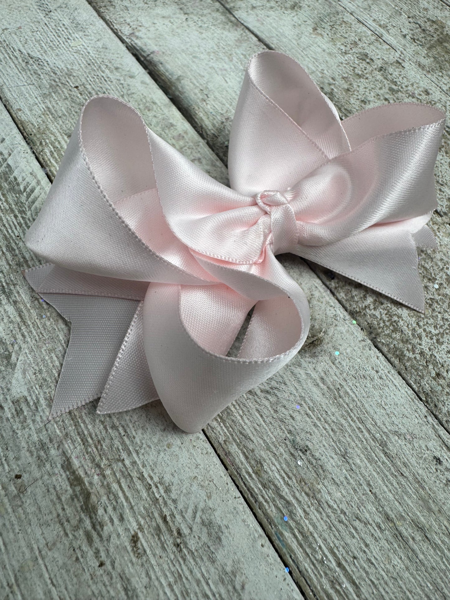 Boutique Bow blush pink