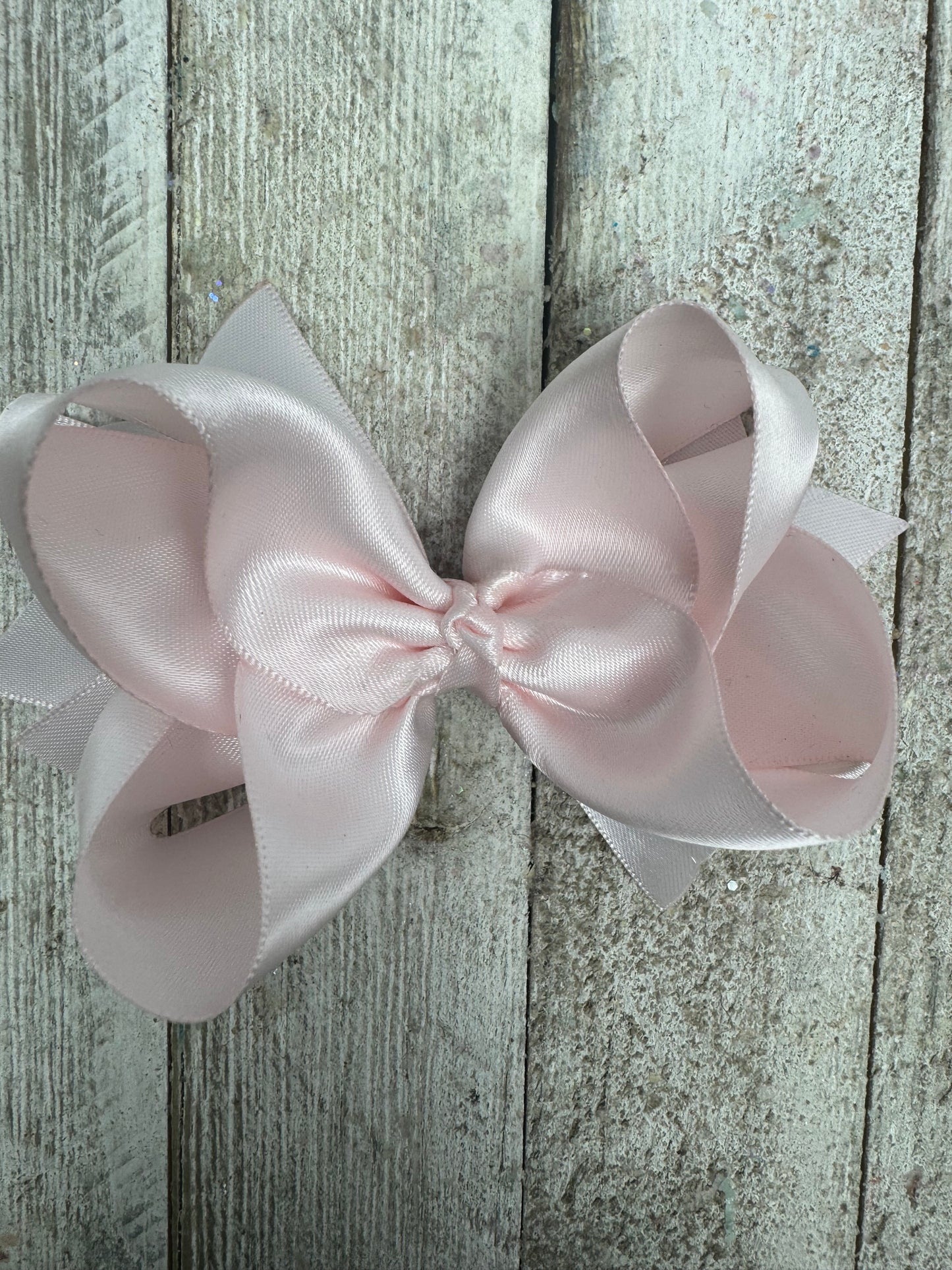 Boutique Bow blush pink