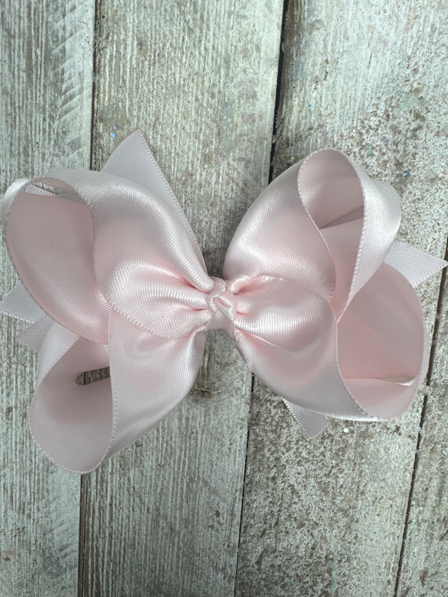 Boutique Bow blush pink